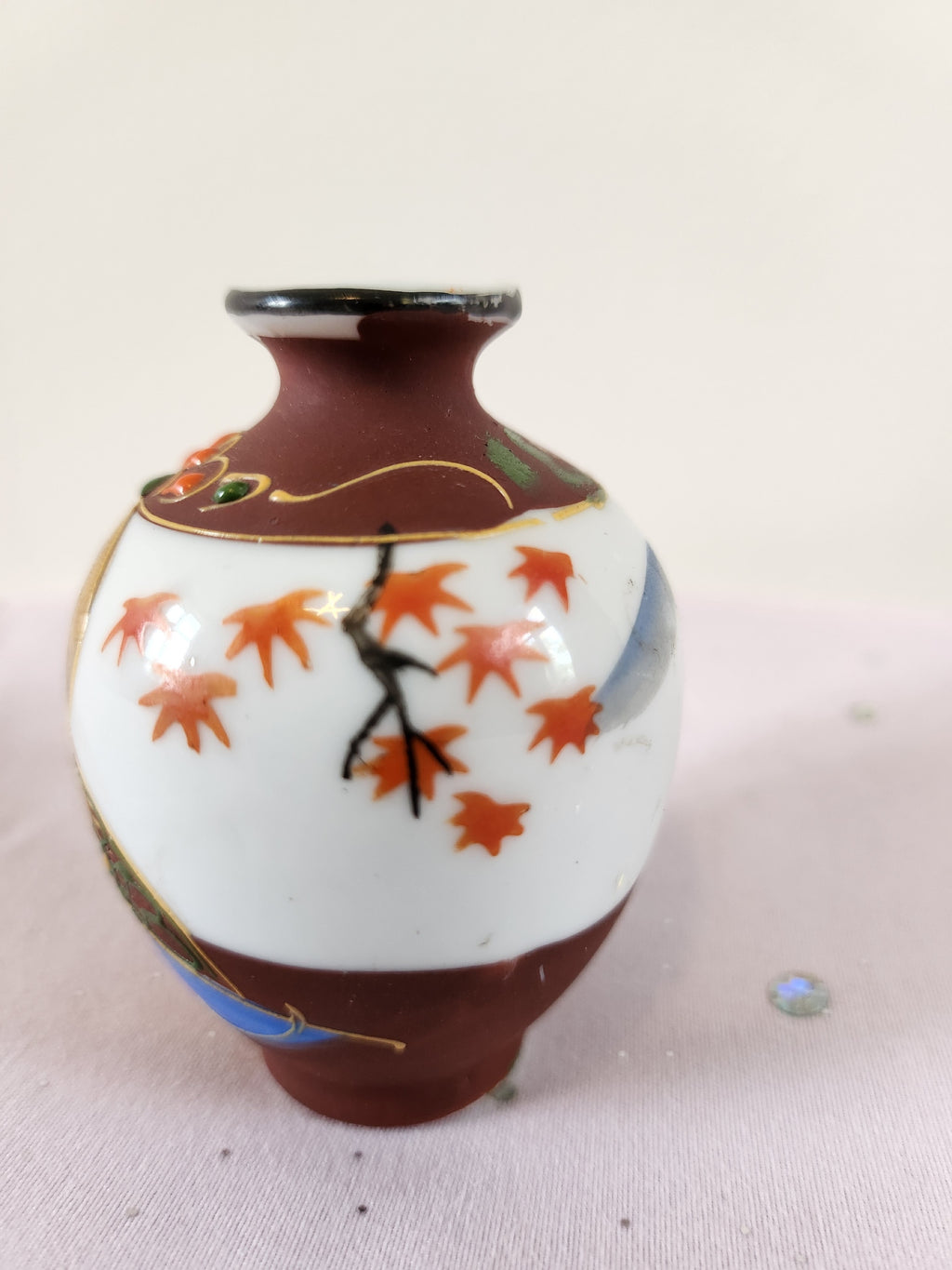 Japanese Miniature Bud Vase Pair – Hand-Painted, Maple Leaf & Elder Figure, Stamped FOREIGN