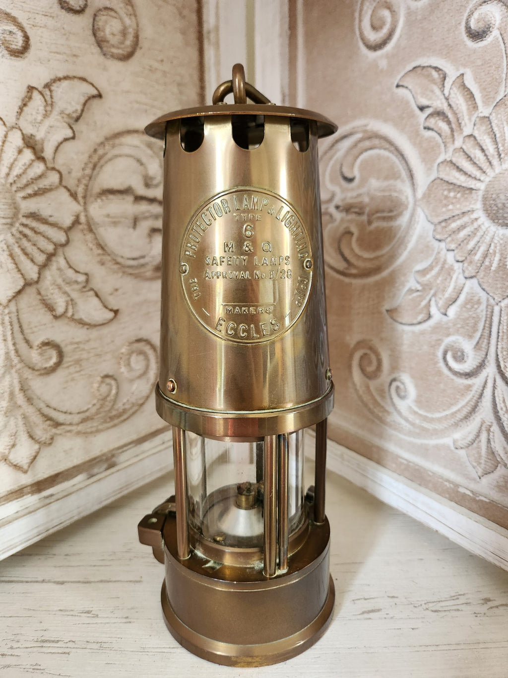 Protector Lamp & Lighting Co Type 6 M&Q Miner’s Safety Lamp – Eccles England